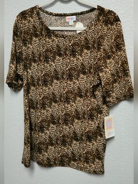 LuLaRoe Brown & Black Leopard Print Short Sleeve Top
